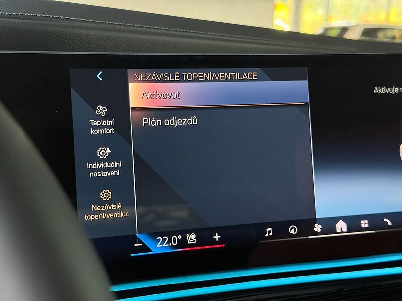 BMW Řada 7 40d xDrive,Masáž,Nezávislé,360 - fotka 23 z 35