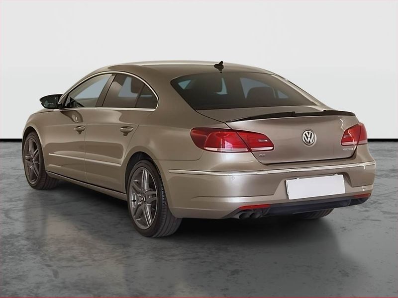 Volkswagen CC (2012) Comfortline 2.0 TDI, Automat - fotka 4 z 21