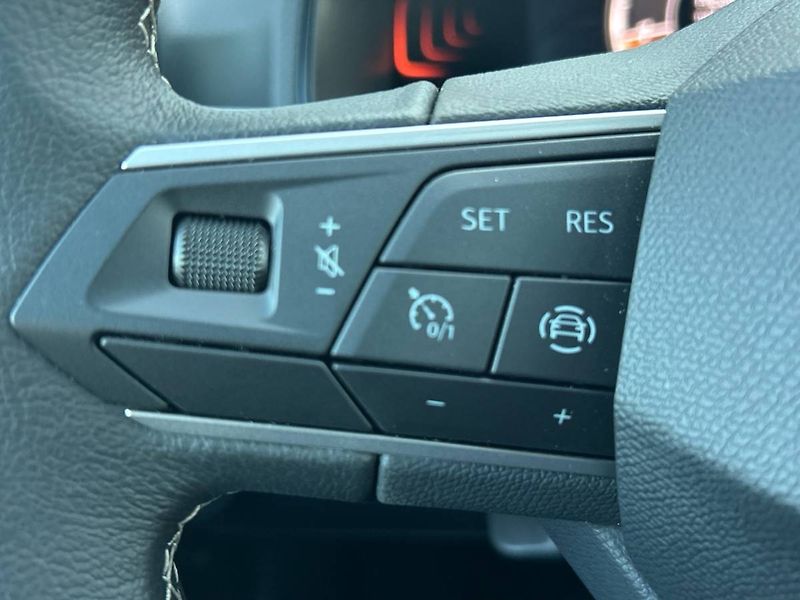 Seat Arona (2025) 1.0 TSI 7DSG Style - fotka 6 z 31