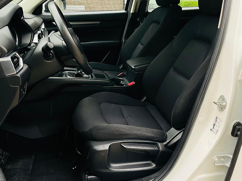 Mazda CX-5 2.0i MANUÁL SERVISKA TAŽNÉ 2WD - fotka 27 z 35