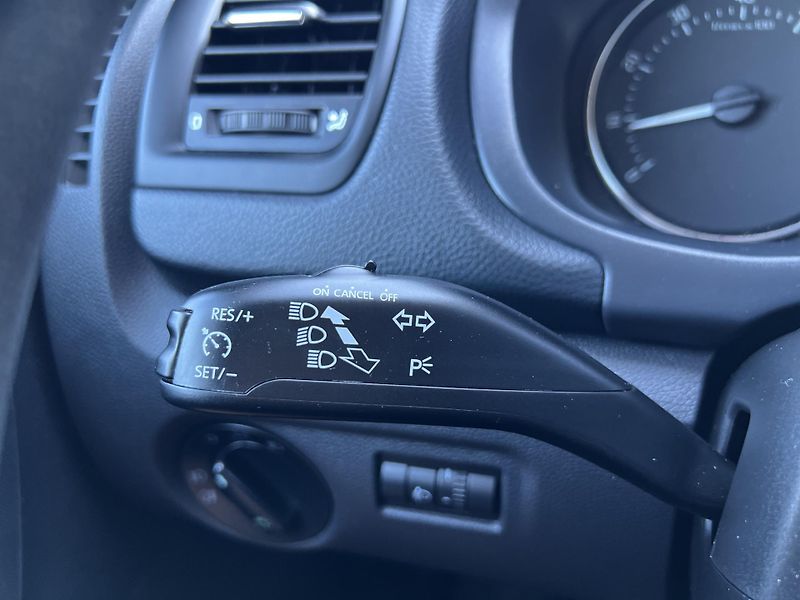 Škoda Roomster 1.2TSi 77kw PANORAMA TEMPOMAT - fotka 13 z 40