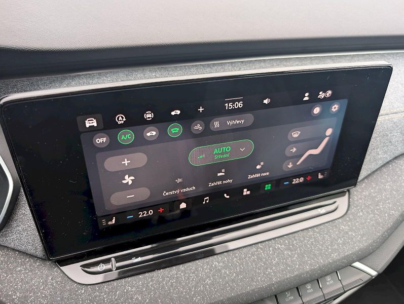 Škoda Octavia (2025) 1.5 TSI / 110 kW Top Selection - fotka 21 z 30