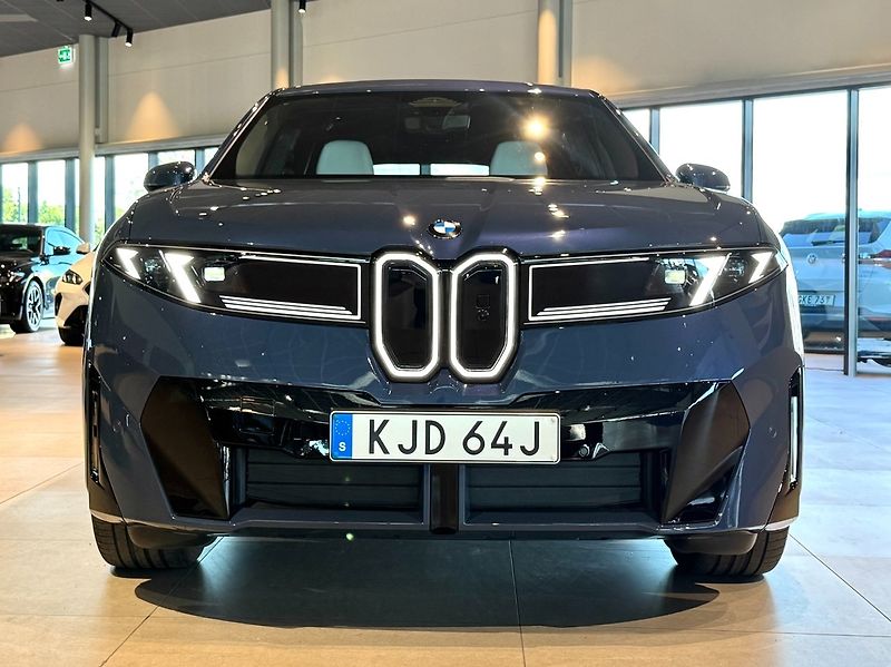 BMW iX3 50 xDrive M-Sport H/K HuD 360 - fotka 2 z 24