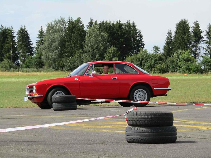 Nultý ročník srazu vozů Alfa Romeo v Jihočeském kraji.