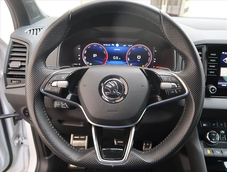 Škoda Karoq (2024) Sportline 1.5 TSI - fotka 19 z 22