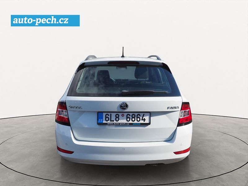 Škoda Fabia (2019) 1.0i Ambition - fotka 3 z 33