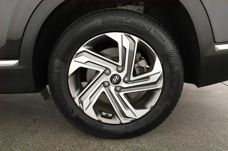 Hyundai Santa Fe (2023) Premium 2.2 CRDi - fotka 20 z 20