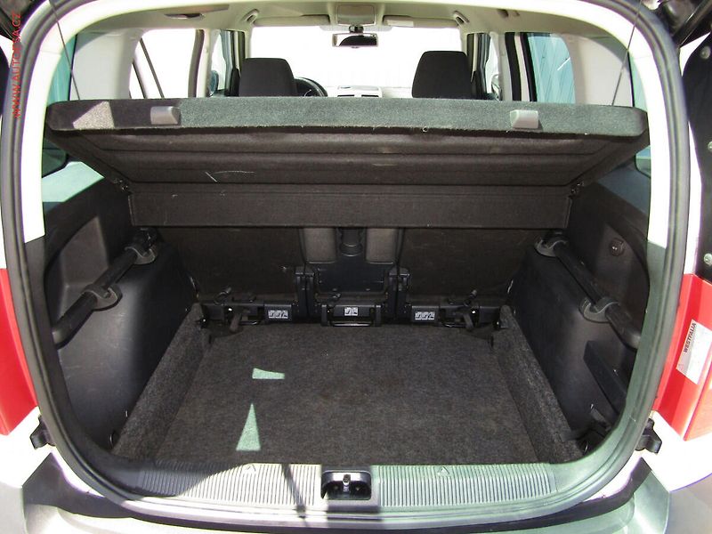 Škoda Yeti (2012) 2.0TDi 4x4, Navi, AC - fotka 7 z 19