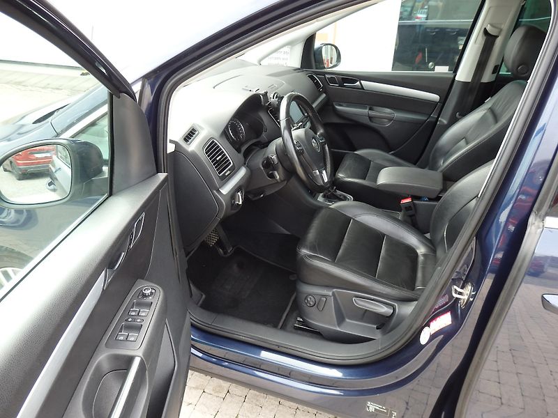 Volkswagen Sharan 2.0 TDI 130 kW - fotka 6 z 39