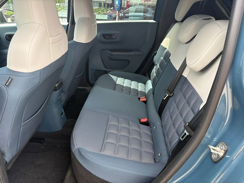 Fiat Panda 1.2 Turbo Hybrid 110k eDCT6 - fotka 11 z 13