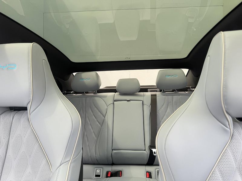 BYD Seal (2026) Excellence AWD 82 kWh - fotka 24 z 26