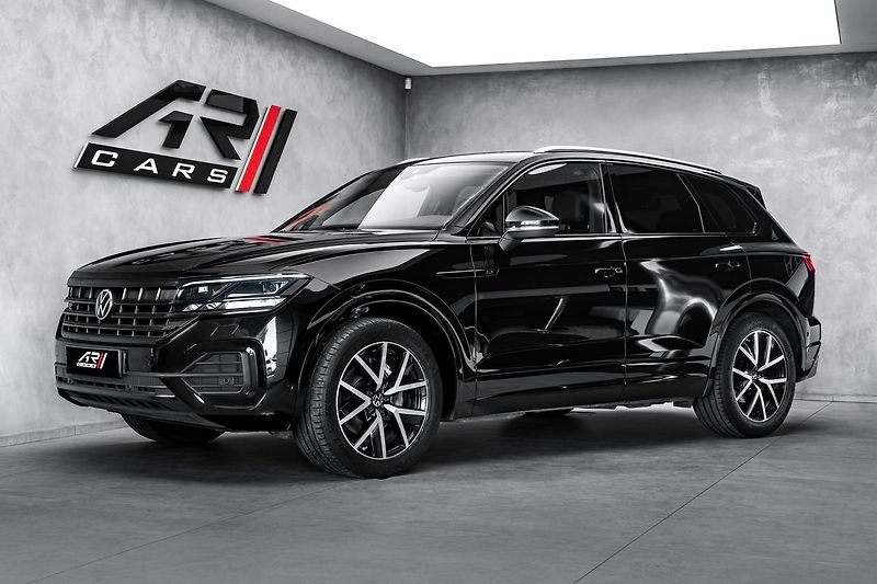 Volkswagen Touareg R-line 4M Vzduch IQ Ergo - fotografie inzerátu