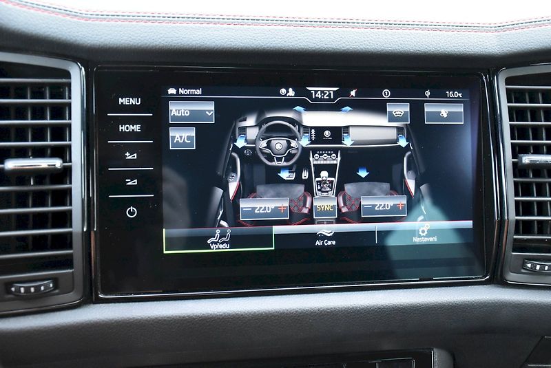 Škoda Kodiaq (2022) RS 2.0 TSI 180kW DSG 4x4 - fotka 13 z 32