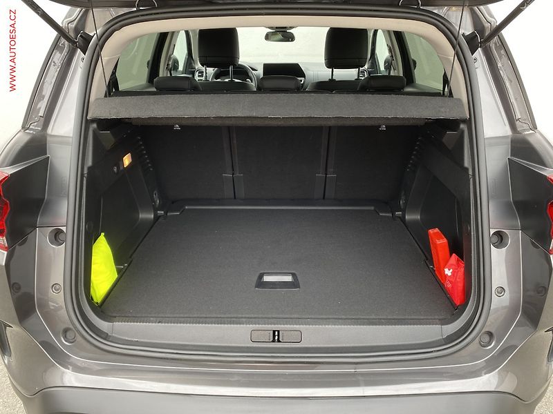 Citroën C5 Aircross (2022) 1.2PT, Feel, AT, navi, kamera - fotka 7 z 19