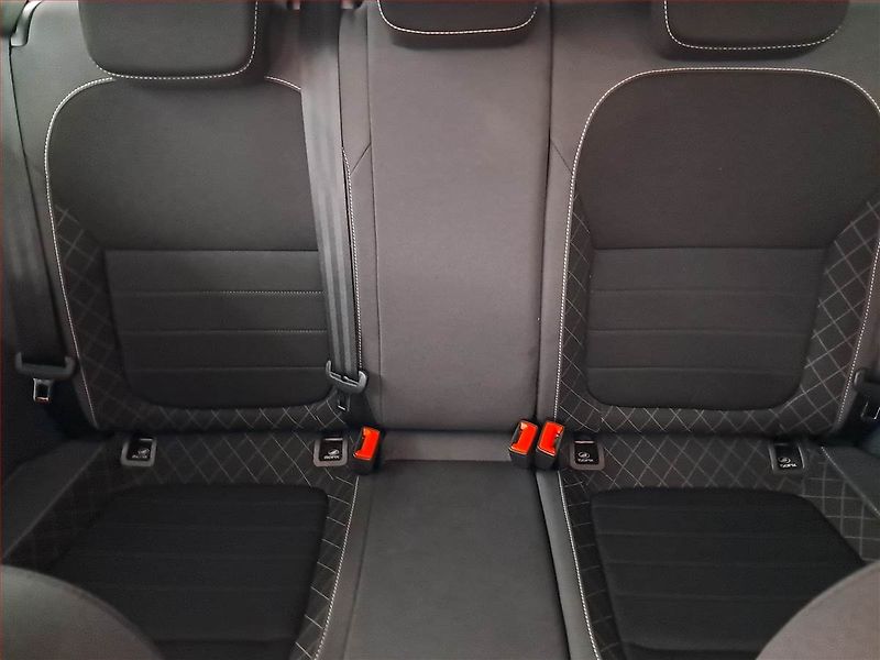 Škoda Fabia (2022) Ambition 1.0 TSI, ČR,1.maj - fotka 10 z 18