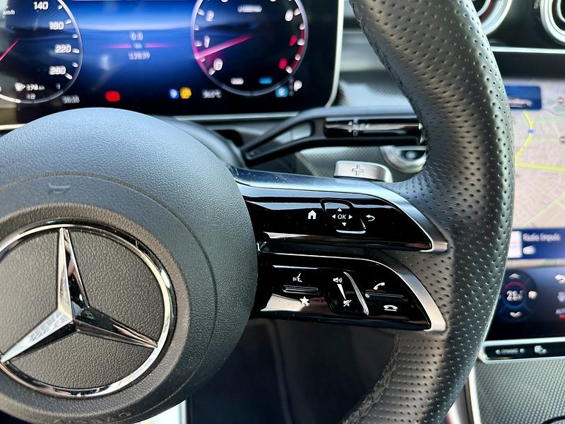 Mercedes-Benz CLE 300 4MATIC kupé Linie AMG - fotka 27 z 46