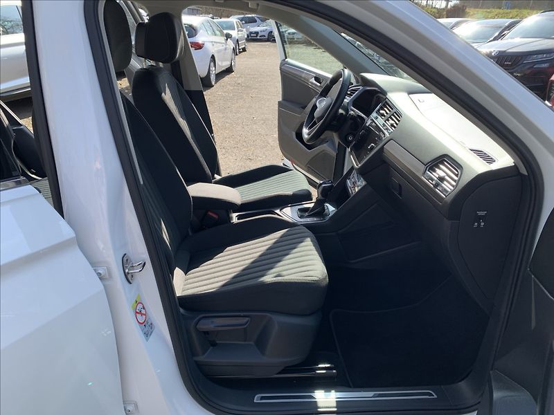 Volkswagen Tiguan Allspace 2,0 TDI DSG 1.MAJ.,ČR,SERVISKA - fotka 15 z 20