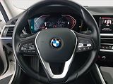 BMW Řada 3 (2022) 320 d xDrive - náhled 16