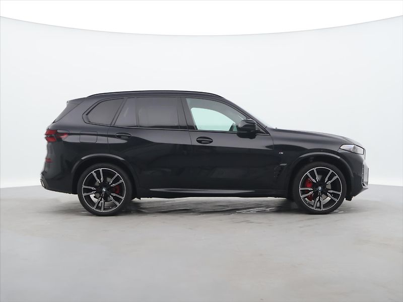 BMW X5 3,0 xDrive40d Mpacket - fotka 8 z 28