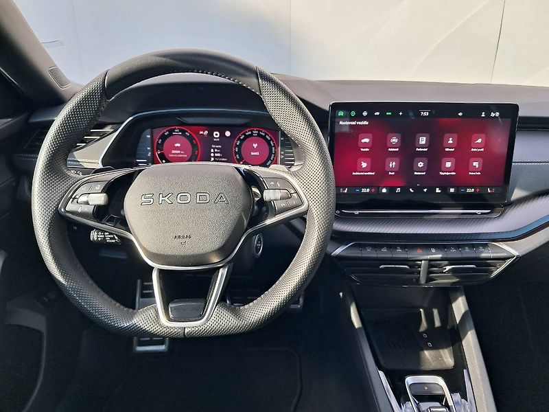 Škoda Octavia (2025) COMBI IV FC SportLine 2.0 TDI - fotka 5 z 31