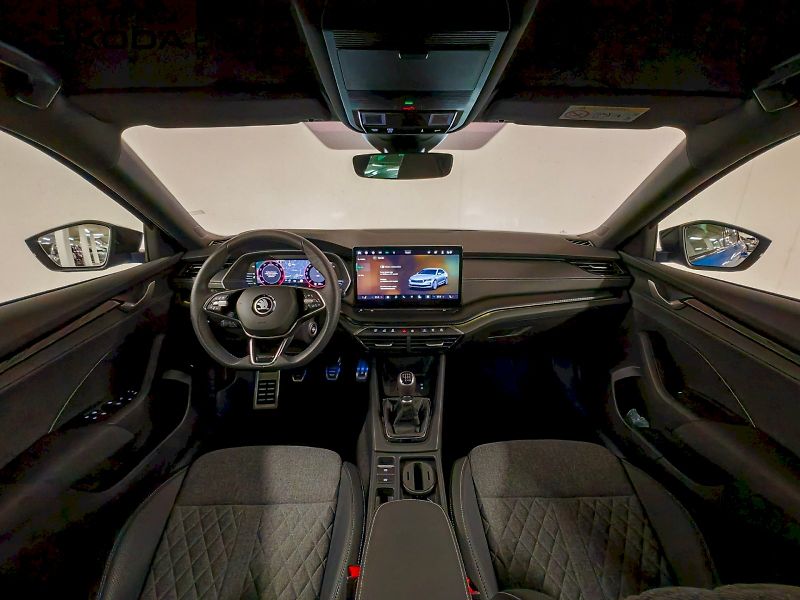 Škoda Octavia (2024) 1.5 TSI 110 kW Sportline - fotka 5 z 30