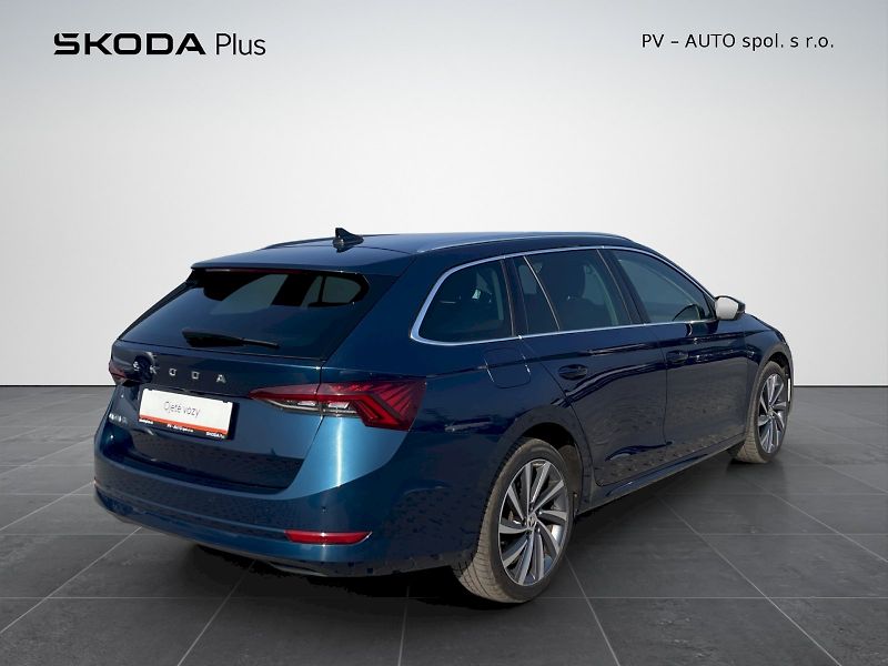 Škoda Octavia (2022) 2.0 TDI 110kW DSG Style Plus c - fotka 2 z 35