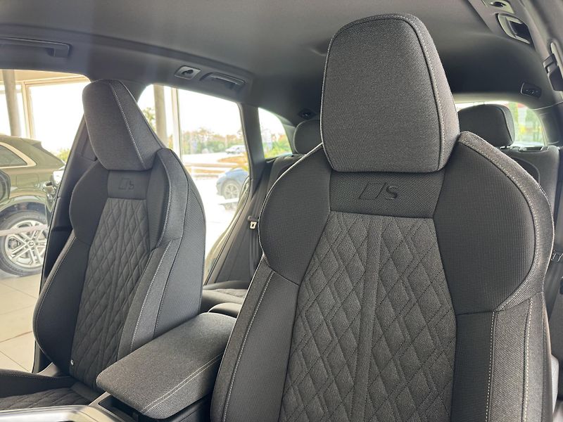 Audi Q5 TDI Quattro*S-LINE*360*KeyLess - fotka 14 z 40