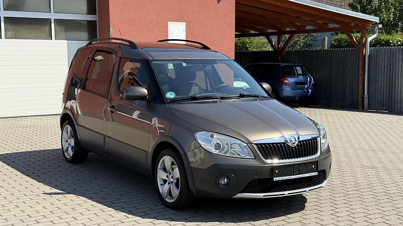 Škoda Roomster 1.2TSi*63kW*SCOUT*STYLE*PĚKNÝ* - fotka 7 z 23