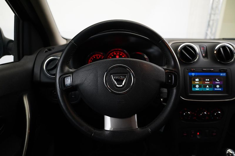 Dacia Logan - fotka 20 z 29
