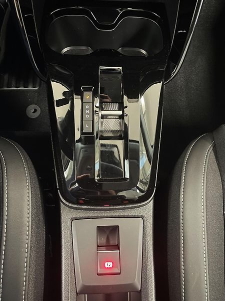 Citroën C3 (2026) MAX 1,2 Hybrid 110 aut - fotka 20 z 25