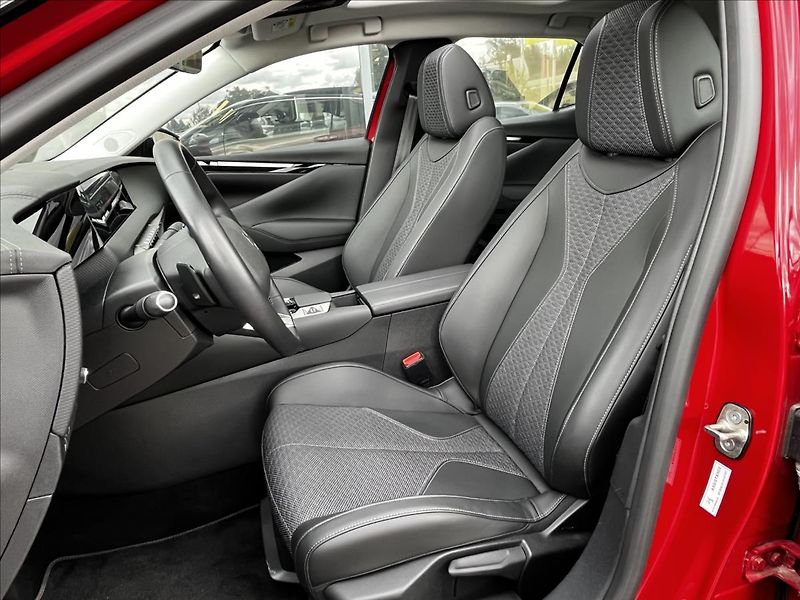DS Automobiles DS4 1,5 BlueHDi 130k Trocadero  Ds - fotka 26 z 26