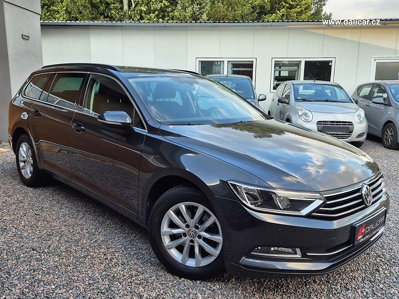 Volkswagen Passat Variant (2018) 1.4TSi 110KW ComfortLine  - fotka 5 z 54
