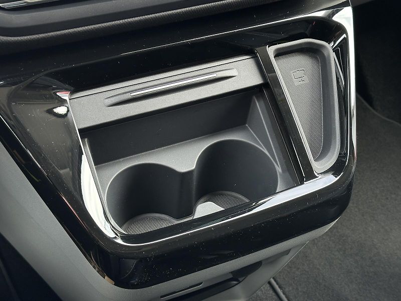 Ford Tourneo Custom - fotka 38 z 51