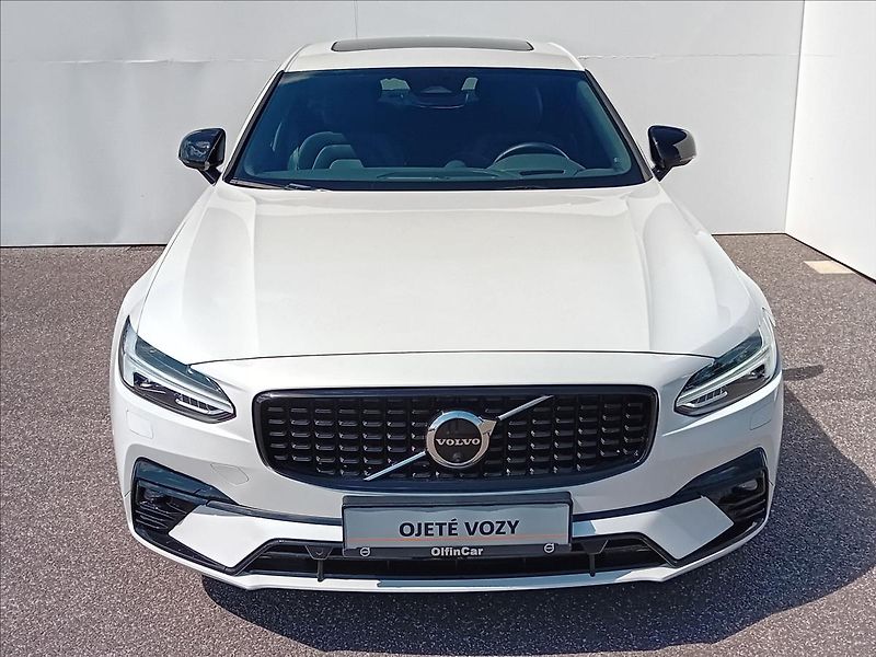 Volvo S90 2,0 B5 AWD ULTIMATE DARK  REZE - fotka 4 z 30