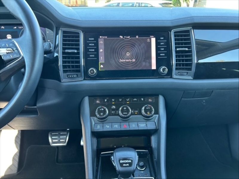 Škoda Kodiaq 2,0 TDI 147 L&K 4x4 AT - fotka 10 z 11