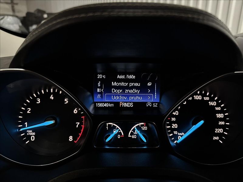 Ford Kuga 1.5EB 129kW AWD VIGNALE 2XALU - fotka 22 z 45