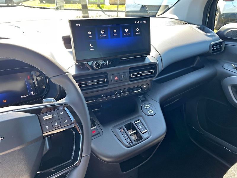 Opel Combo (2026) 1.5 CDTi 131K Elegance+ L2 AT8 - fotka 16 z 19