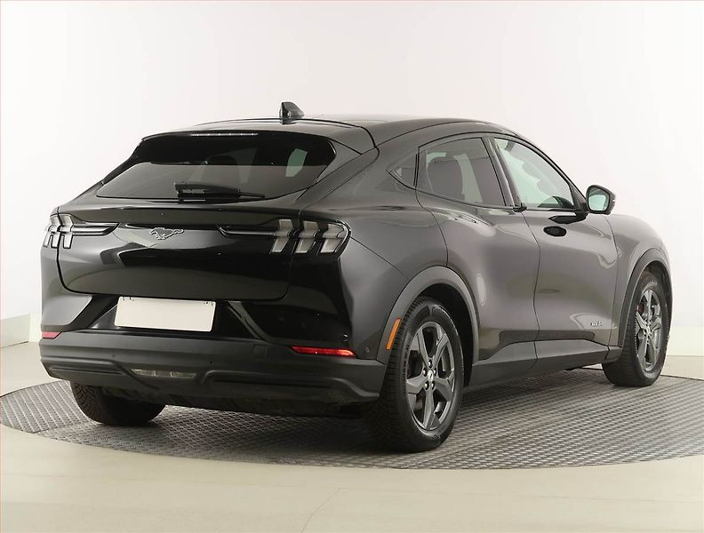 Ford Mustang Mach-E (2021) Standard Range RWD, SoH 94% - fotka 5 z 34