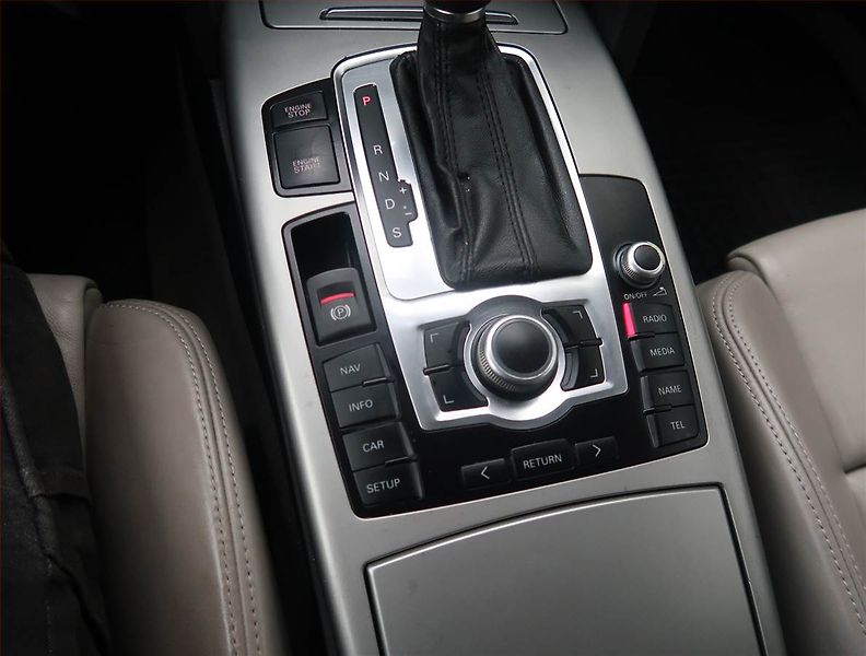 Audi A6 Allroad (2008) 2.7 TDI, 4X4, Automat, Navi - fotka 18 z 27