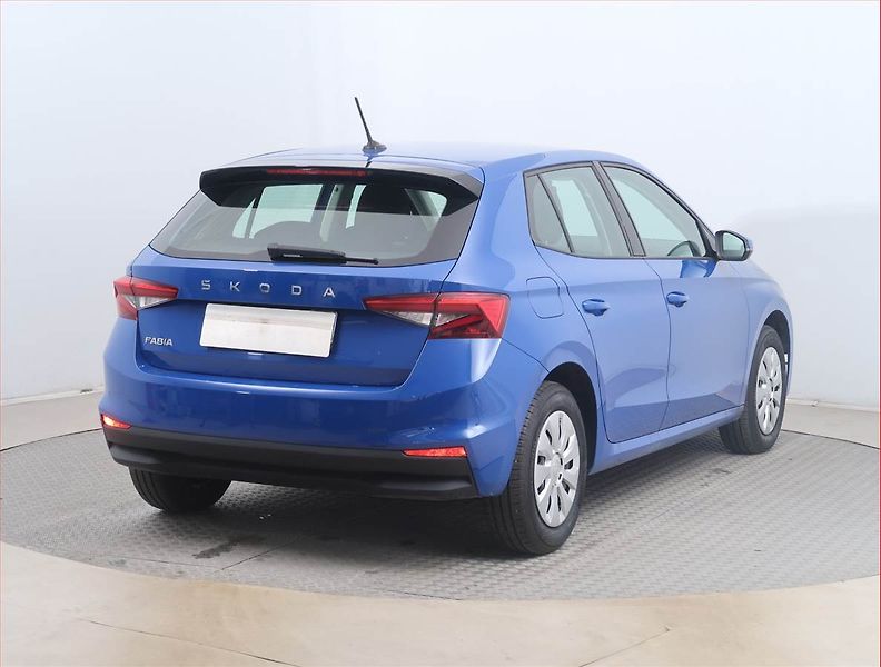 Škoda Fabia (2024) Selection 1.0 TSI, Serv.kniha - fotka 5 z 14