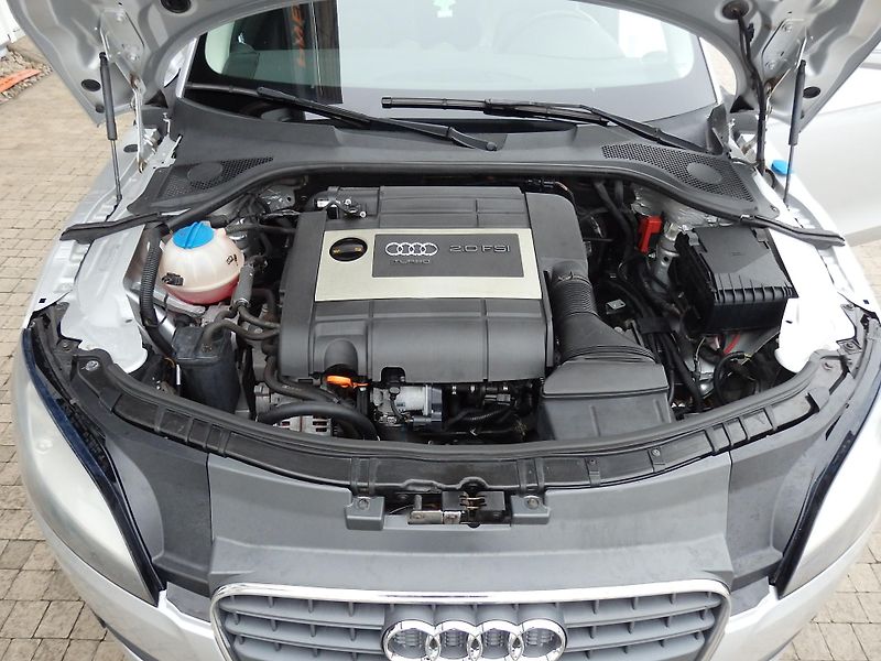 Audi TT 2.0 TFSI 147 kW KLIMA, ESP - fotka 14 z 15