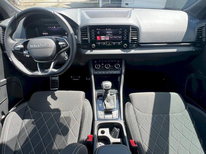 Škoda Karoq (2025) Sportline 1.5TSi 110kW 7°autom - fotka 5 z 31