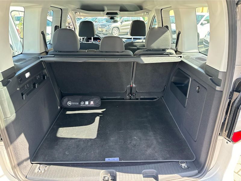 Volkswagen Caddy Life 2,0 TDI 75KW - fotka 21 z 21