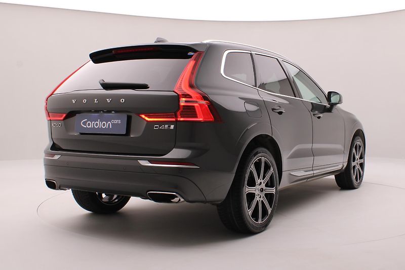 Volvo XC60 D4 AWD INSCRIPTION REZERVACE - fotka 12 z 45