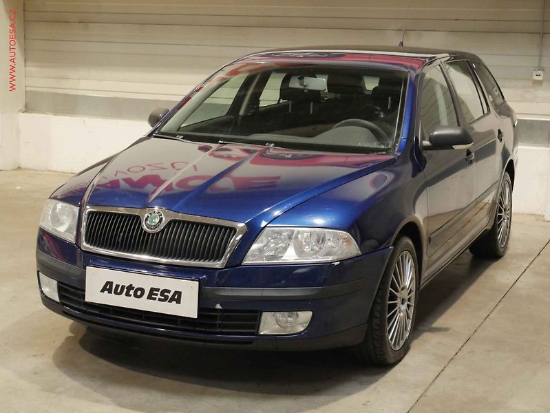 Škoda Octavia (2008) 1.9 TDi, Klima - fotka 3 z 14