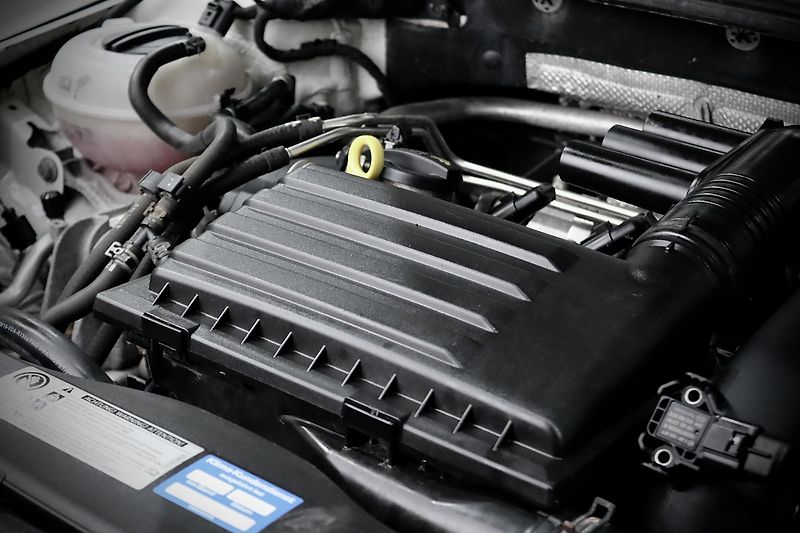 Seat Leon  1.4 TSI 92 kW FR - fotka 11 z 35