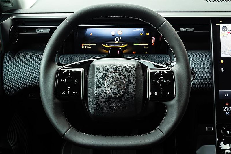 Citroën C5 Aircross (2026) 1,2 PLUS Hybrid 145k Automat - fotka 12 z 17