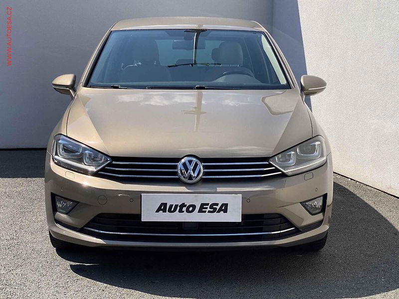 Volkswagen Golf Sportsvan (2014) 2.0 TDi, Highline, bixen - fotka 2 z 16