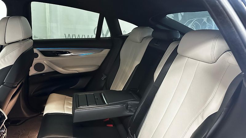 BMW X6 40D / XDRIVE - fotka 24 z 53