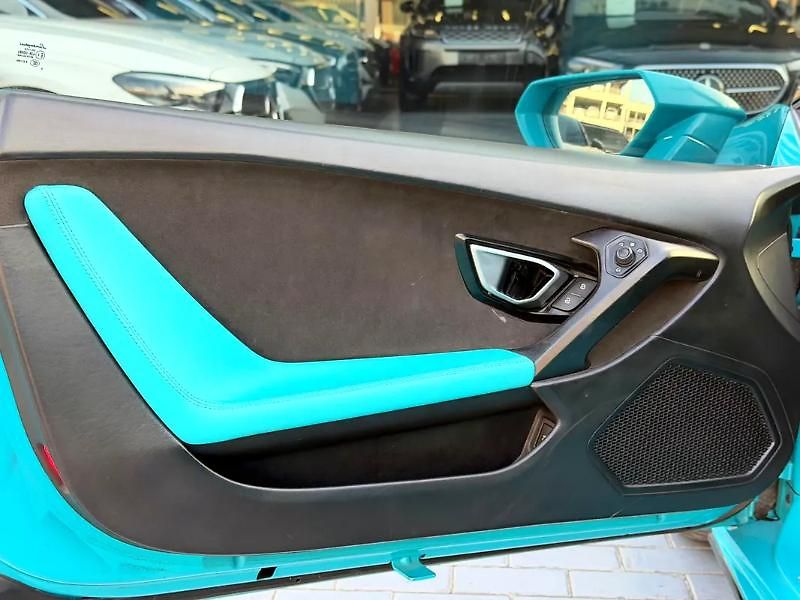 Lamborghini Huracán (2020) Atmosférický V10 ve verzi EVO - fotka 8 z 15